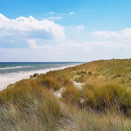 4 Person Holiday In S By *